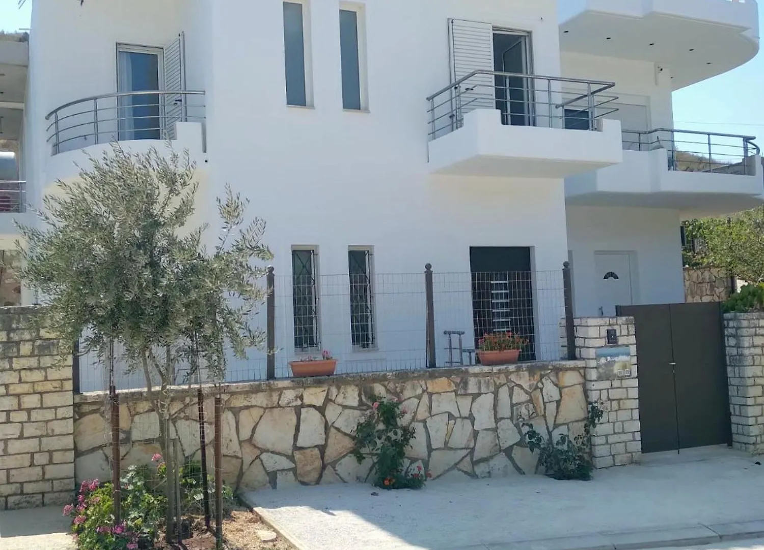 Blue Mare Apartments Sarandë