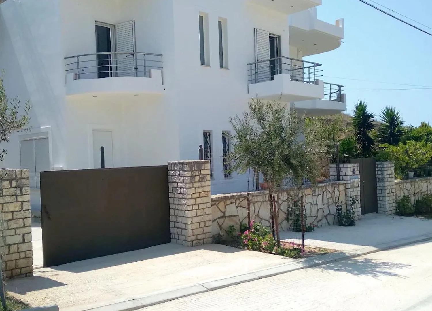 Blue Mare Apartments Sarandë